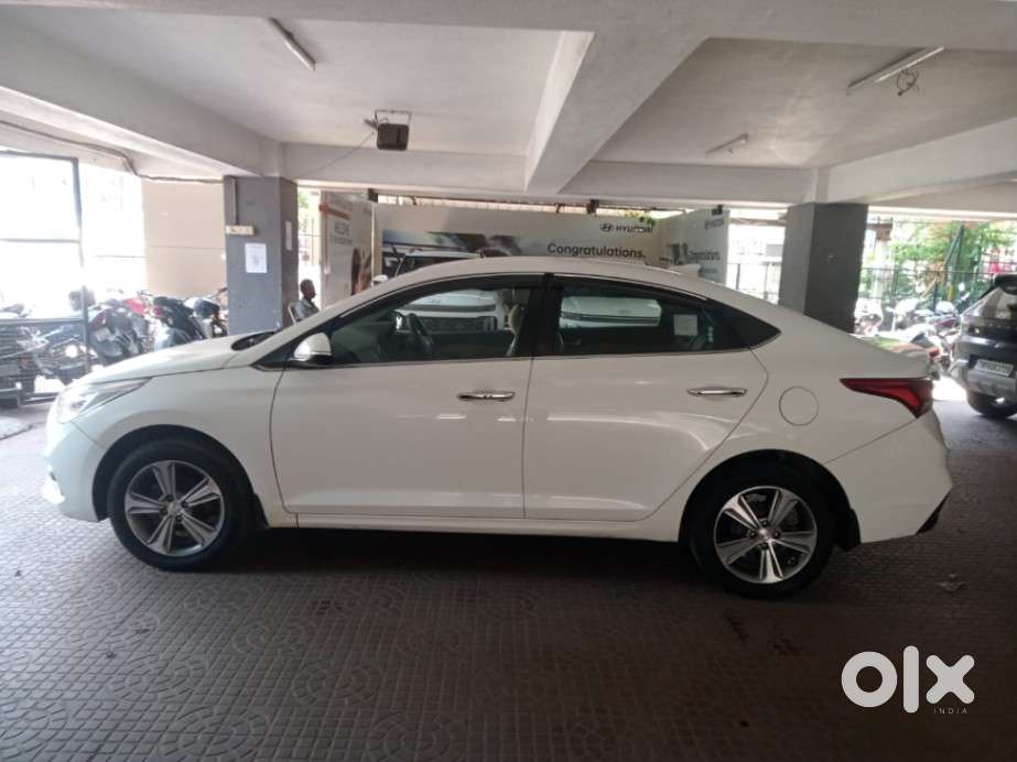 Hyundai Verna 1.5 Sx Petrol Mt, 2019, Petrol