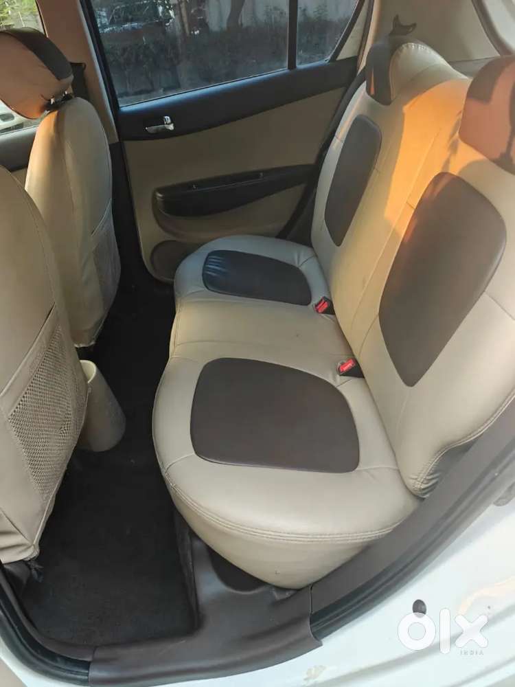 Hyundai I20 Magna 2011 Car