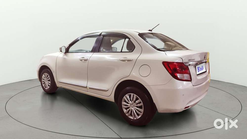 Maruti Suzuki Swift Dzire Amt Vxi, 2020, Petrol