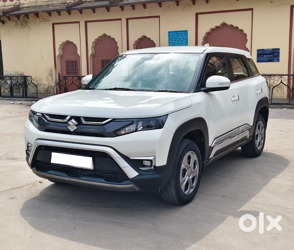 Maruti Suzuki Brezza 1.5 Vxi Smart Hybrid, 2023, Petrol