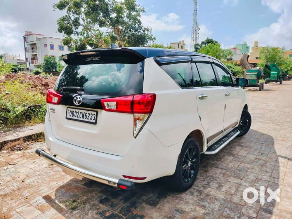 Toyota Innova Crysta 2.4 Gx Limited Edition At 7 Str, 2023, Diesel