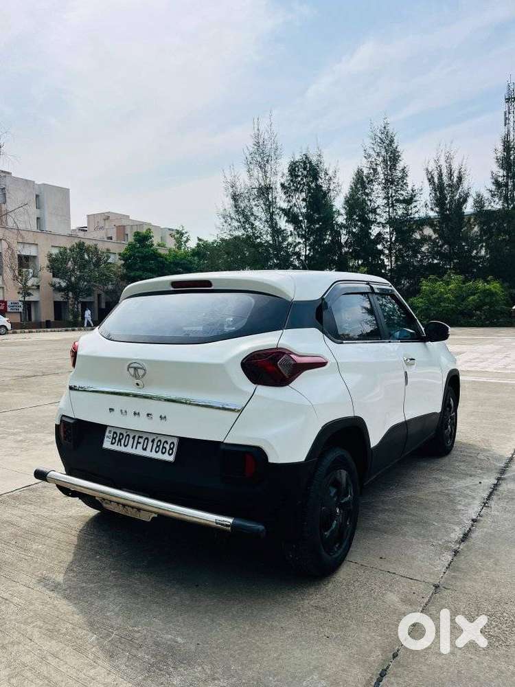 Tata Punch 1.2 Revotron Adventure Camo, 2022, Petrol