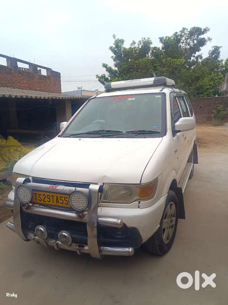 Chevrolet Tavera 2016 Diesel 277000 Km Driven