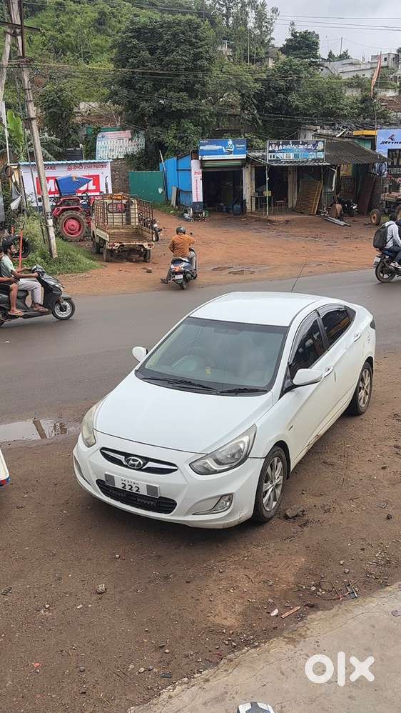 Hyundai Verna 1.6 2012