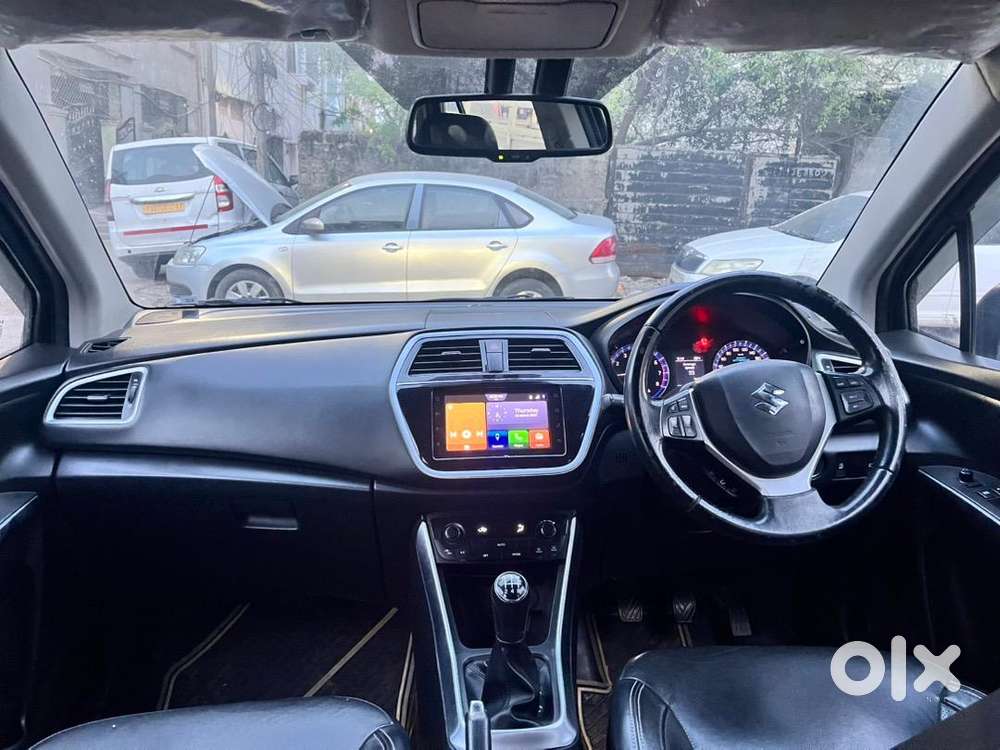 Maruti Suzuki S-cross 2020 Petrol Well Maintained