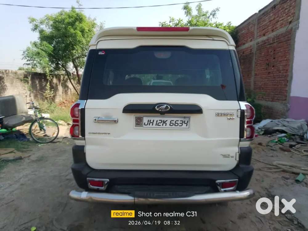 Very Good Condition Original Paint Full Body Gadi Mast Condition