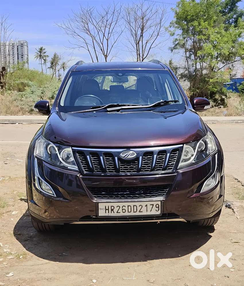 Mahindra Xuv500 W10 2017