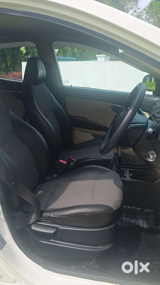 Hyundai Eon Magna +, 2013, Petrol