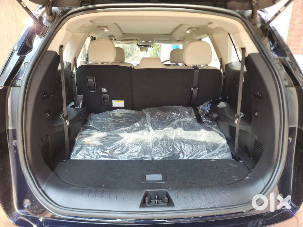 Mahindra Xuv700 2024 Diesel 4750 Km Driven