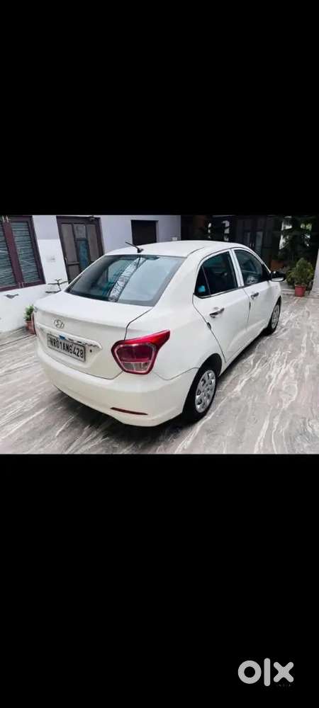 Hyundai Xcent 2016