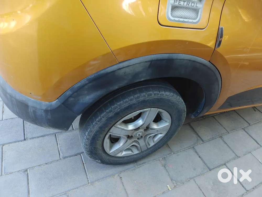 Renault Triber 2019 Rxz  Top Model  Single Owner  अच्छी Condition