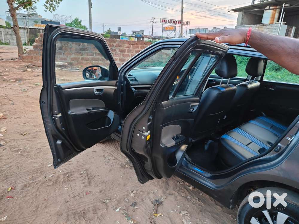 Maruti Suzuki Swift Vxi Optional, 2015, Petrol