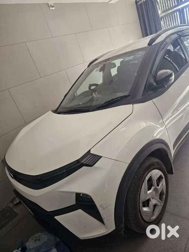 Tata Nexon Pure+ Cng | 1st Owner | 16.7k Km | July 2025 | White