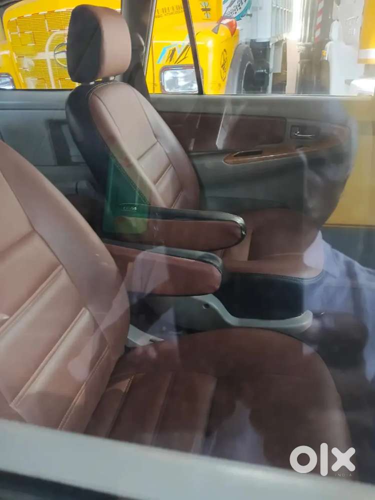 Toyota Innova 2.5v