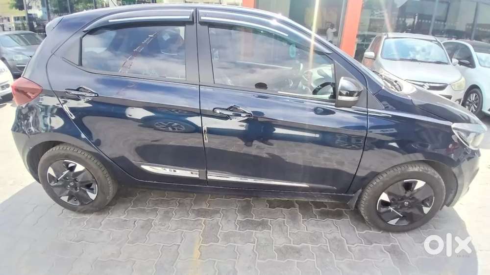 Tata Tiago 1.05 Revotorq Xt, 2025, Petrol