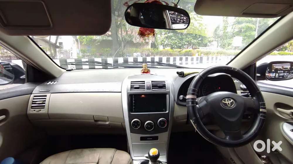 Toyota Corolla Altis 2012