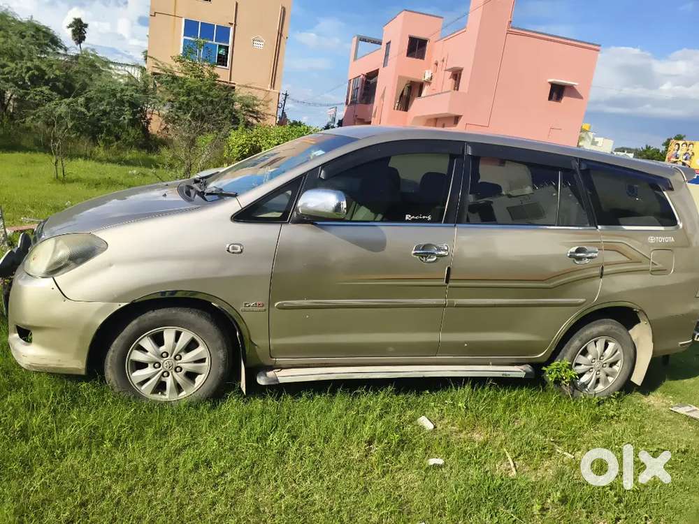 Toyota Innova 2.5 V 2011 Diesel