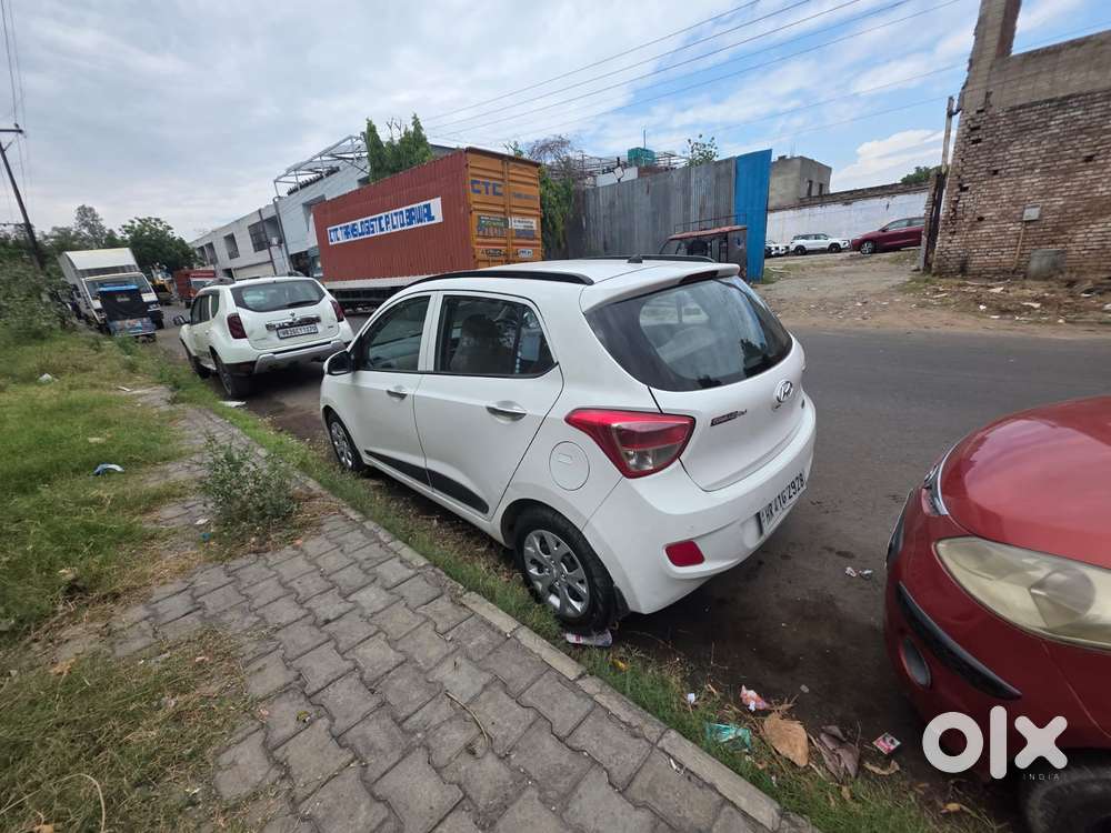 Hyundai Grand I10 1.2 Kappa Sportz Option At, 2014, Petrol