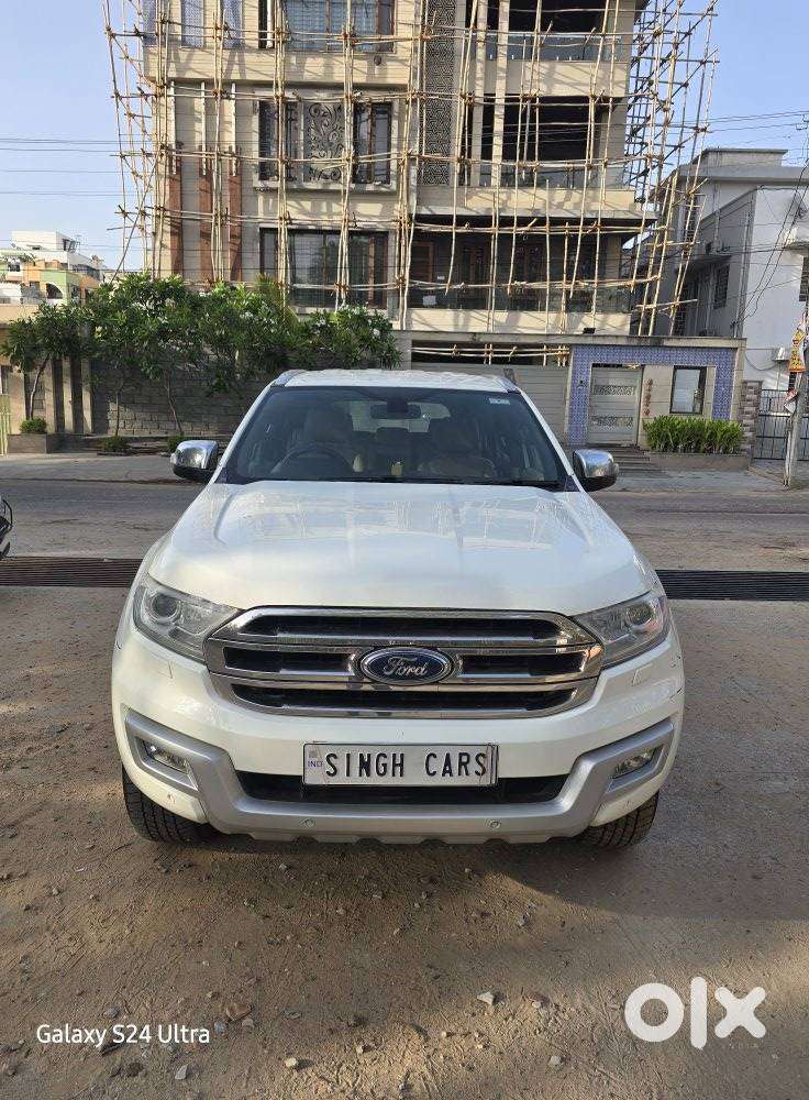 Ford Endeavour Titanium 4x2, 2016, Diesel