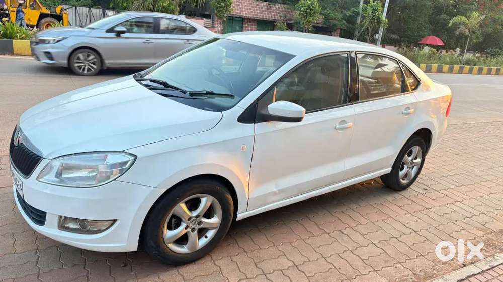 Skoda Rapid 2013 Diesel 145000 Km Driven