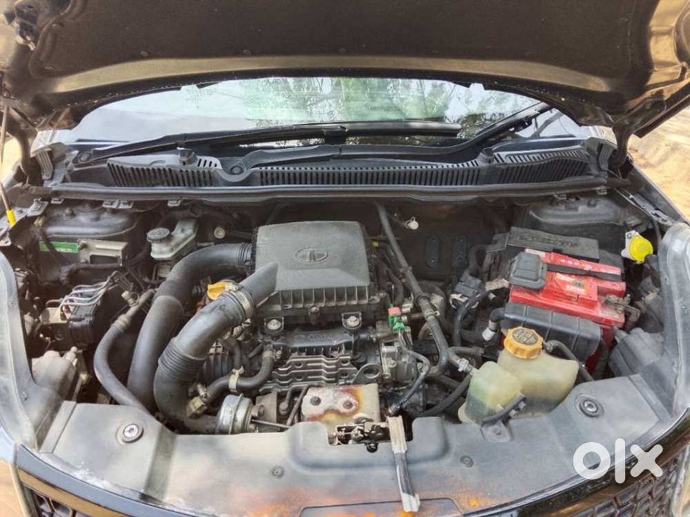 Tata Nexon 1.2 Revotron Xza Plus, 2018, Petrol