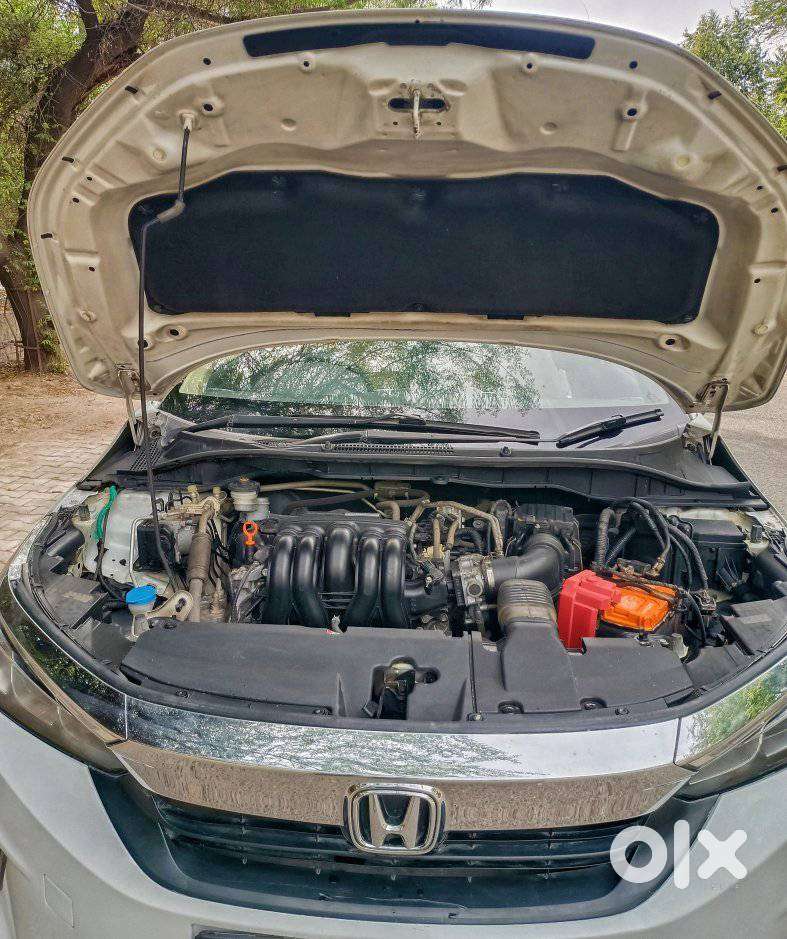 Honda City 1.5 V 5th Gen I-vtec Mt, 2022, Petrol