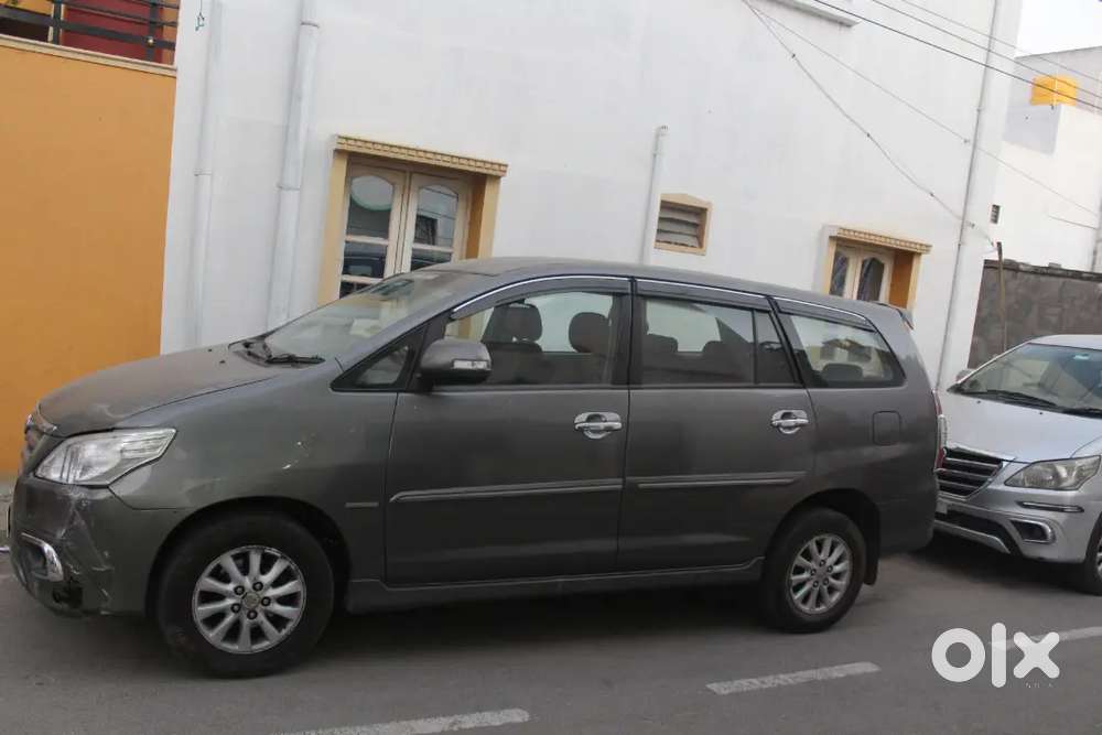 Toyota Innova Diesel 2014