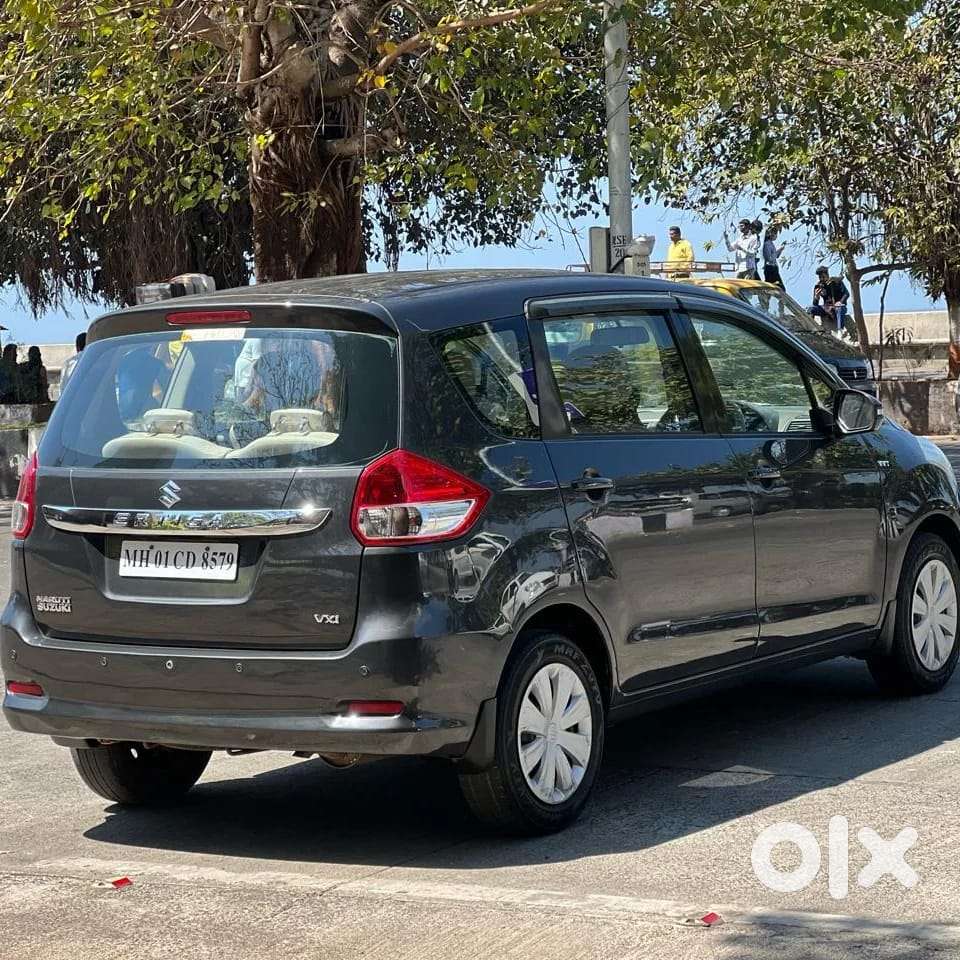Maruti Suzuki Ertiga Vxi At Petrol, 2016, Petrol