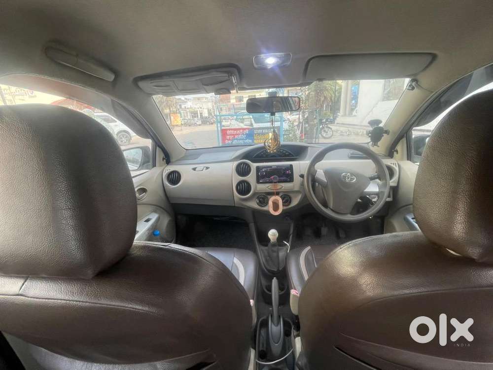 Toyota Etios 2014 Cng & Hybrids Well Maintained