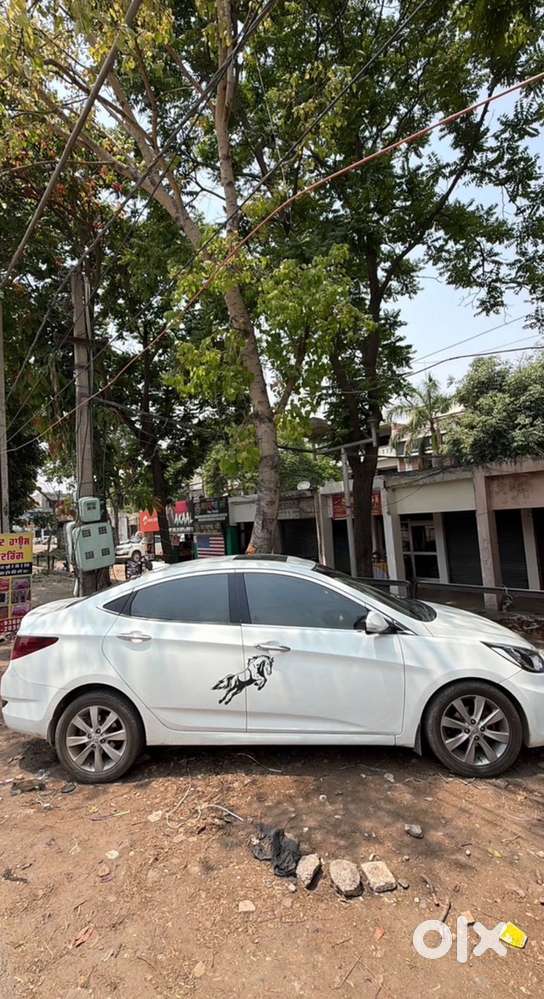 Hyundai Fluidic Verna 2012 Car