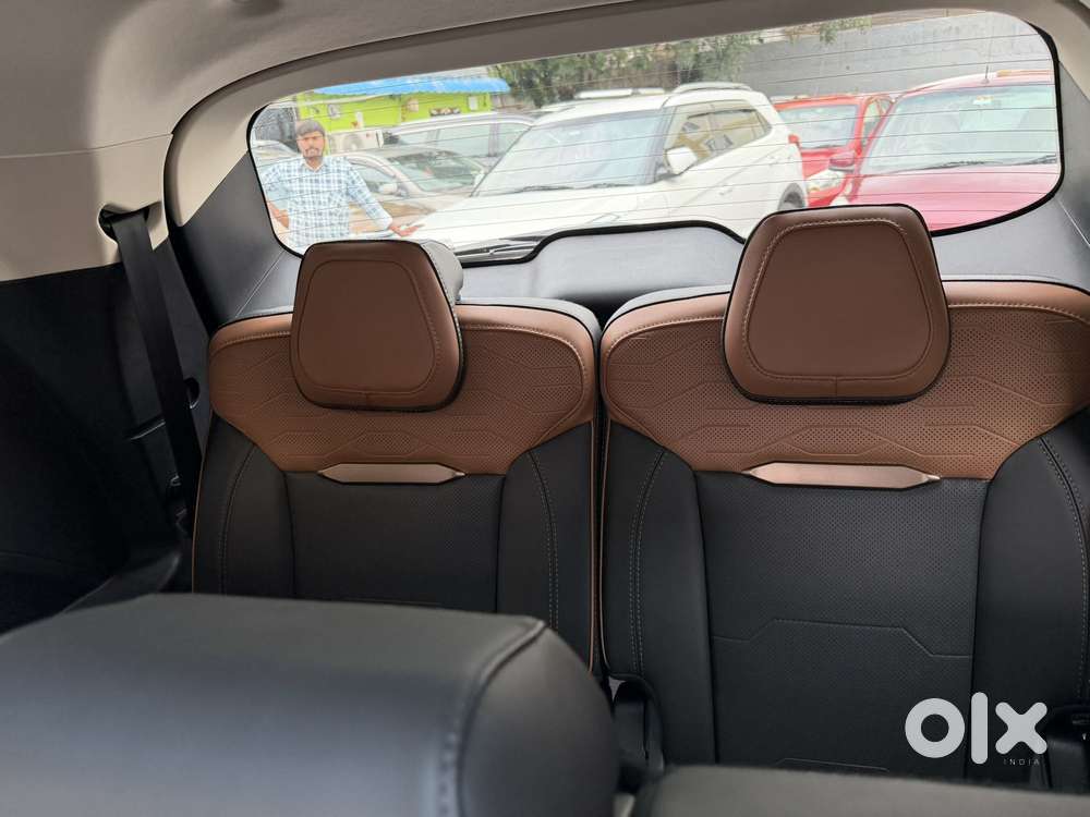 Mahindra Xuv 7xo Ax7 Diesel At, 2026, Diesel