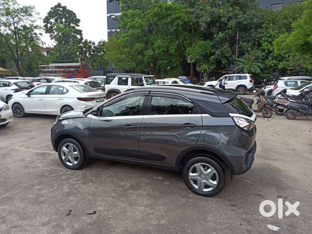 Tata Nexon Amt Xza Plus, 2021, Petrol