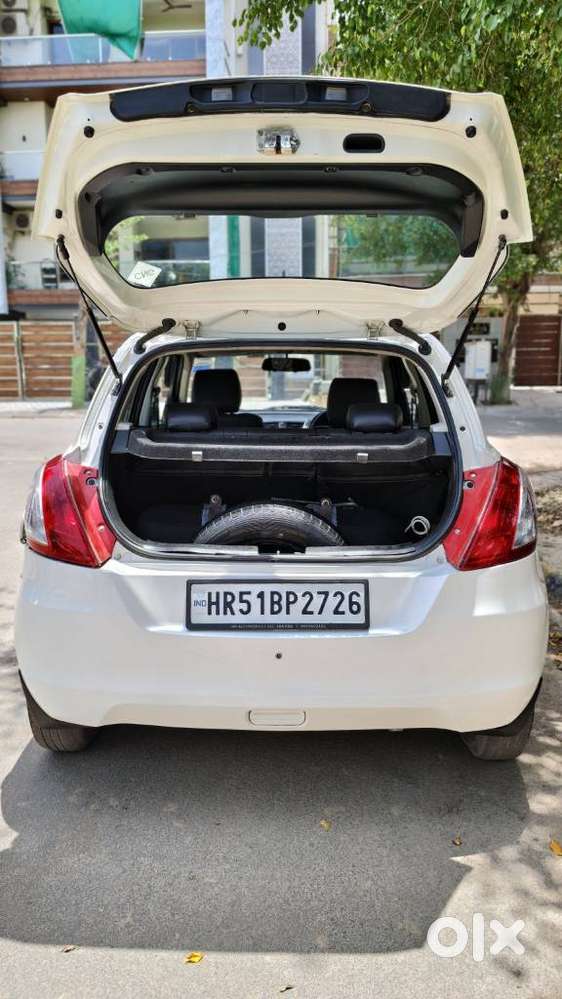 Maruti Suzuki Swift 1.2 Lxi (o), 2017, Cng & Hybrids