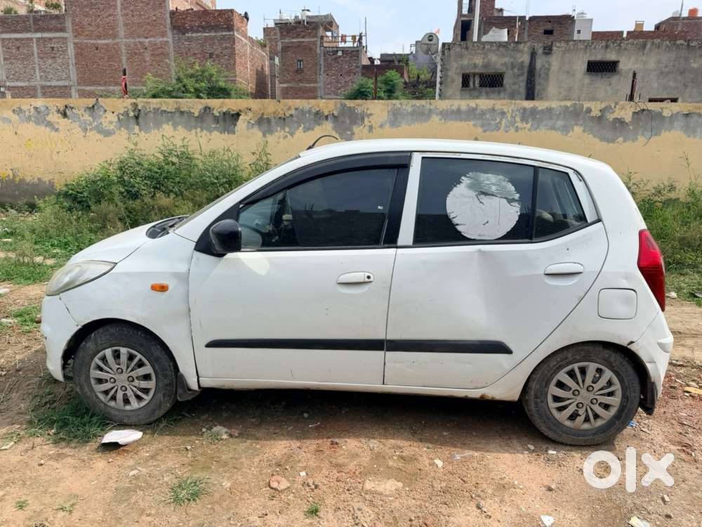 Hyundai I10 2013 Petrol 70000 Km Driven