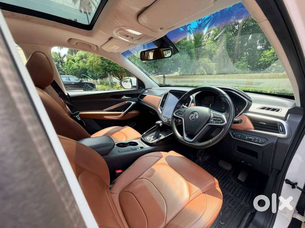 Mg Hector Plus 1.5 Sharp Turbo Cvt 6 Str, 2022, Petrol