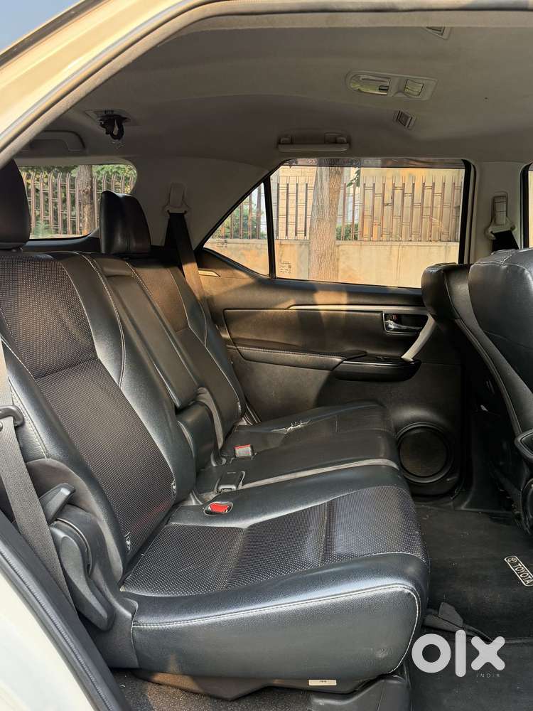 Toyota Fortuner 4x2 At 2.8 Diesel, 2021, Diesel