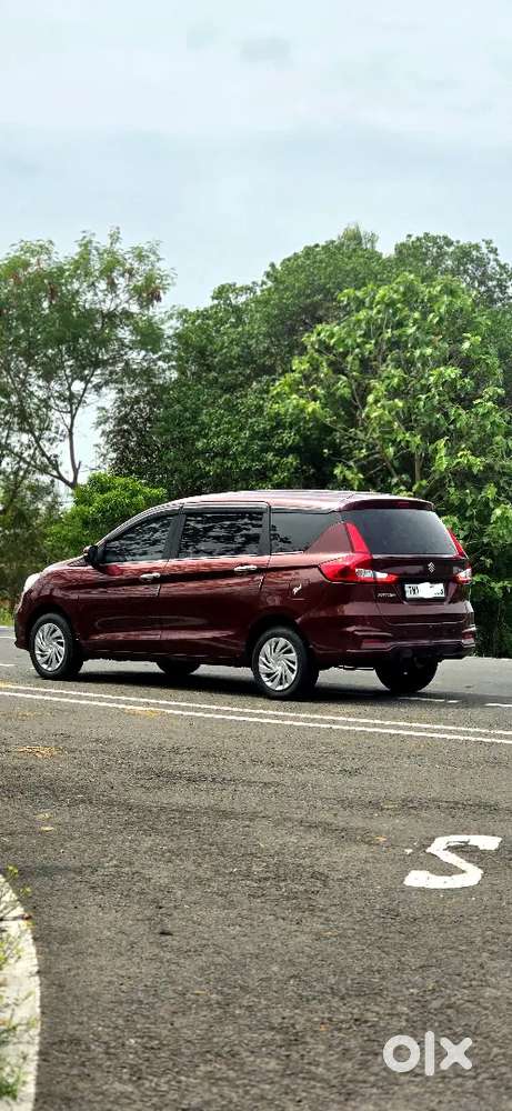 Maruti Suzuki Ertiga 2023 Petrol/cng