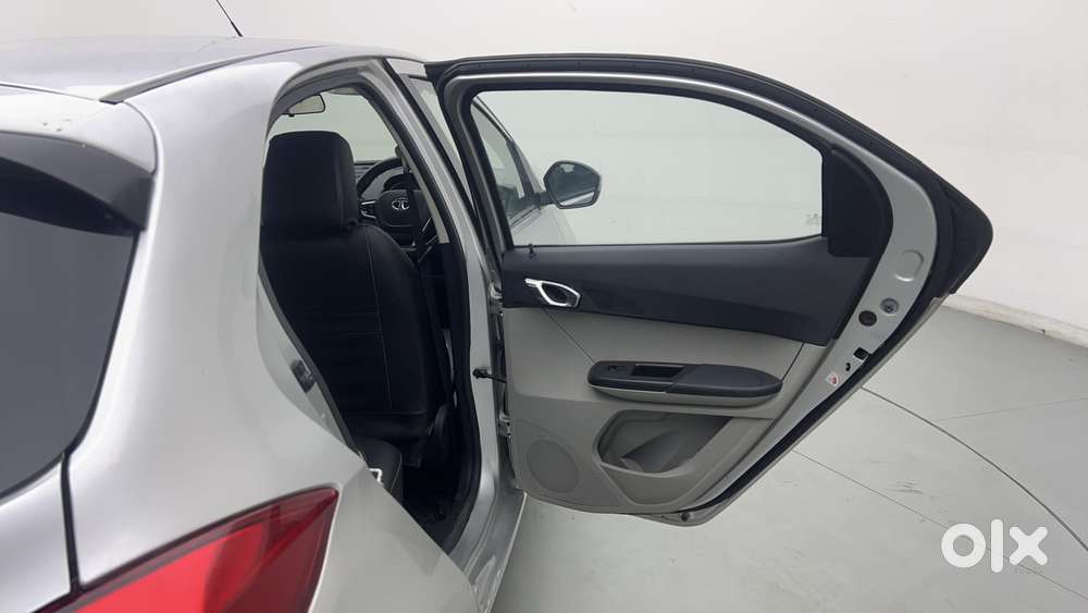 Tata Tiago Xz, 2017, Petrol