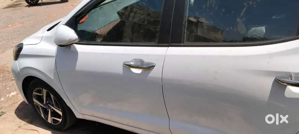 Hyundai Aura 2023 Cng & Hybrids Well Maintained