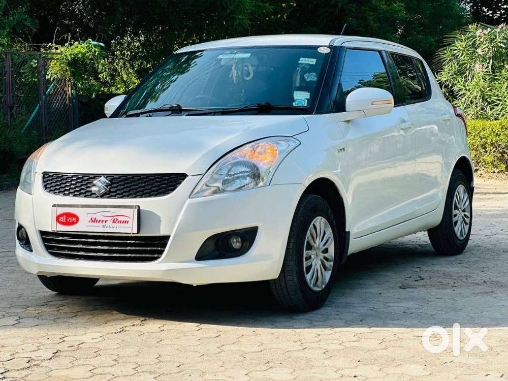 Maruti Suzuki Swift Vxi + Manual, 2012, Petrol