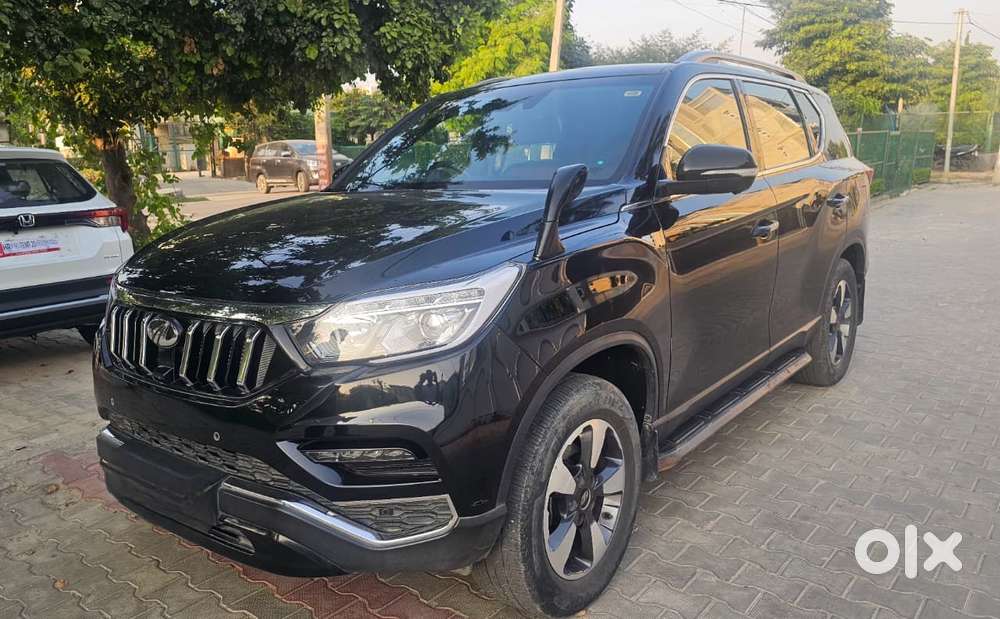 Mahindra Alturas G4 4x2 At, 2023, Diesel