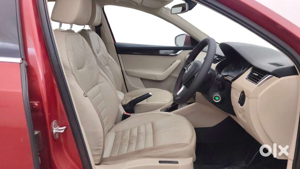 Skoda Octavia 1.8 Tsi At Style Plus, 2017, Petrol