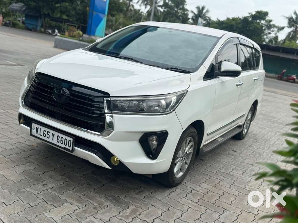 Toyota Innova Crysta 2018