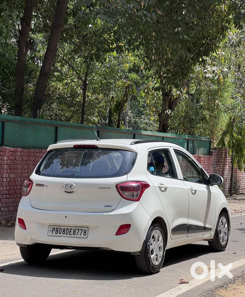 Hyundai Grand I10 Sportz(o) 1.2 Mt, 2015, Petrol