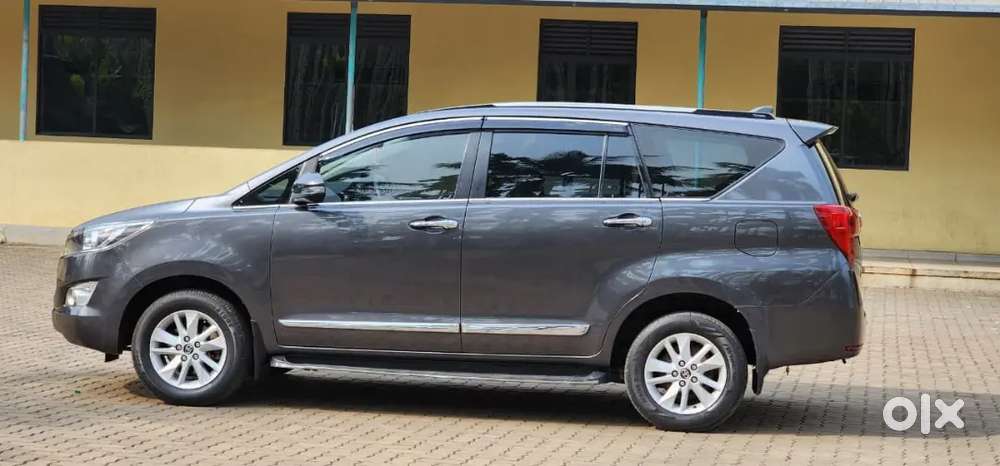 Toyota Innova Crysta 2018 Diesel Well Maintained