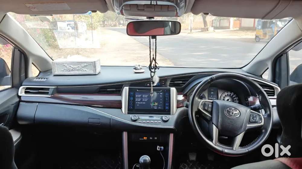 Toyota Innova Crysta 2017