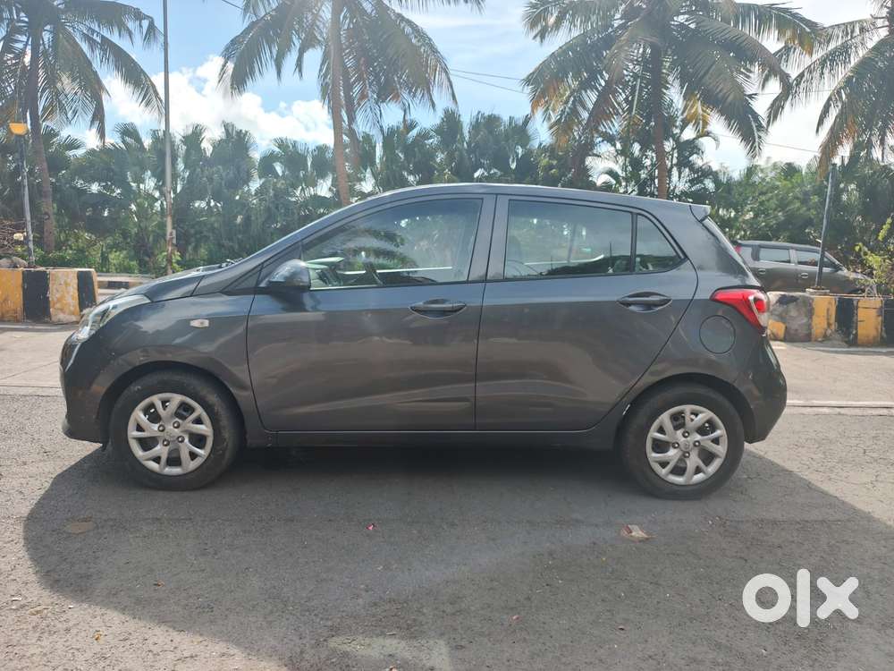 Hyundai Grand I10 Sportz, 2017, Petrol