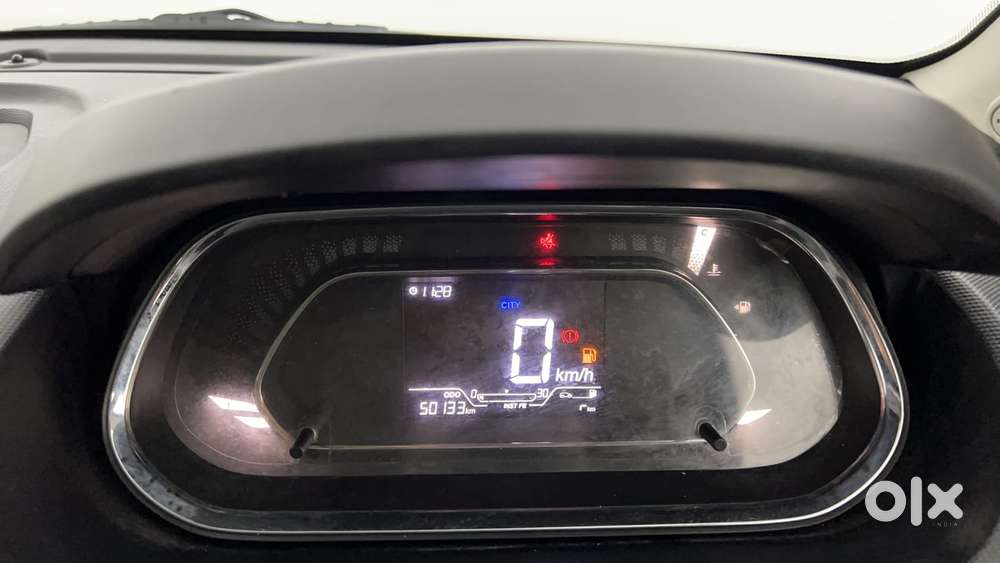 Tata Tiago 1.2 Revotron Xz Plus Dual Tone, 2019, Petrol