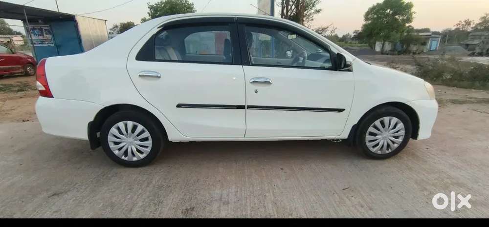 Toyota Etios 2019 Diesel 125000 Km Driven