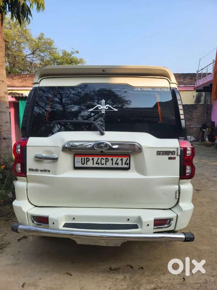 Mahindra Scorpio 2015 Diesel 105000 Km Driven Full Original Captonshit